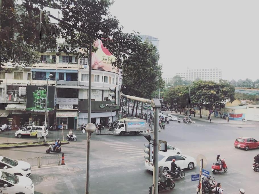 Scandinavian Apartment With Balcony In Bui Vien Ciudad Ho Chi Minh  Exterior foto